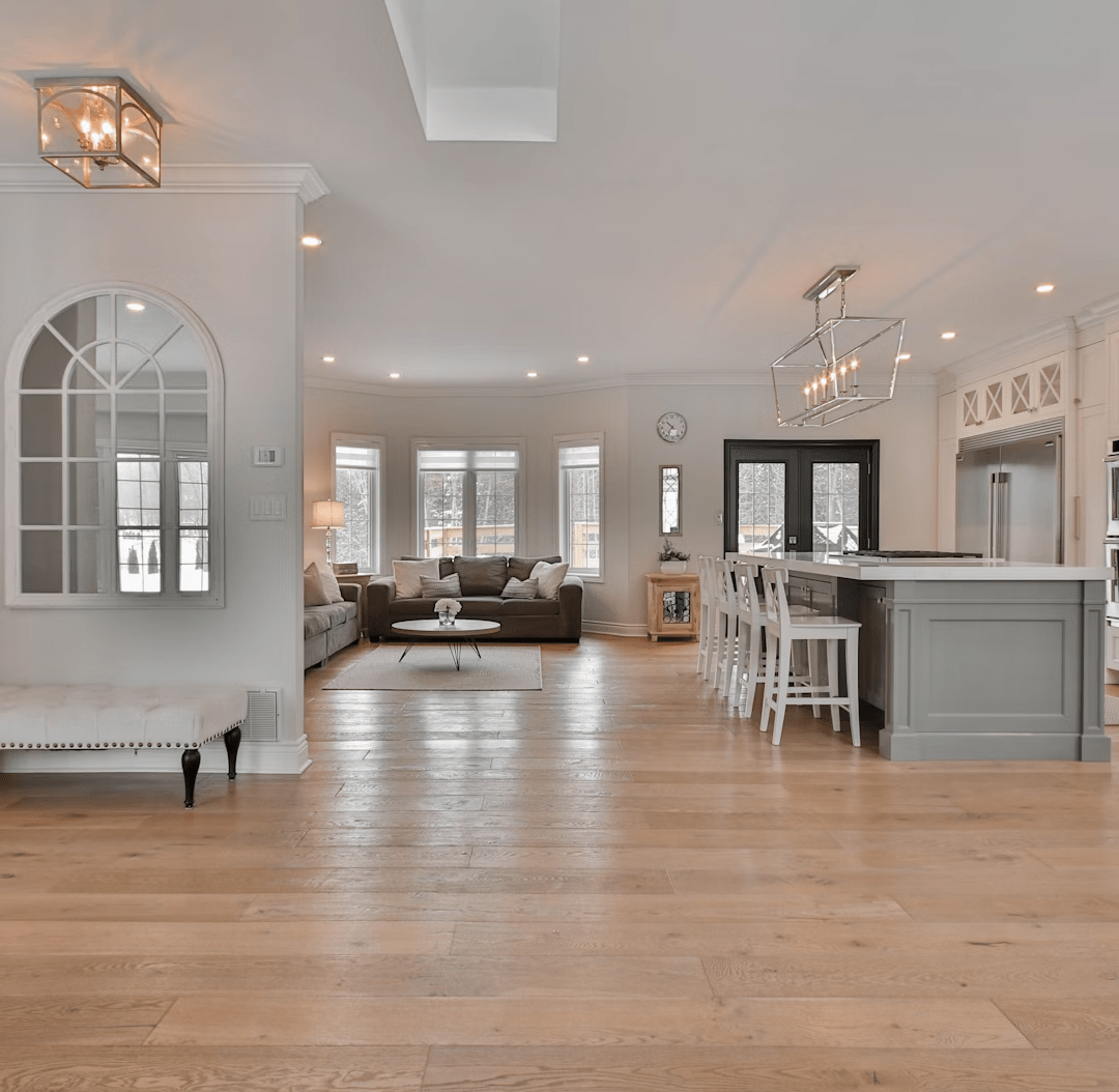 imgi_222_photo-1613621792067-8e28d16b735c